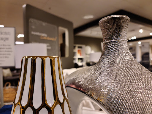 Furniture Store «La-Z-Boy Furniture Galleries», reviews and photos, 8324 Eager Rd, Brentwood, MO 63144, USA