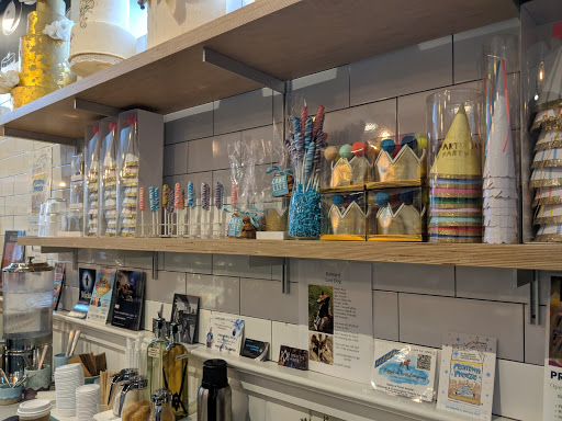 Cake Shop «Cake Life Bake Shop», reviews and photos, 1306 Frankford Ave, Philadelphia, PA 19125, USA