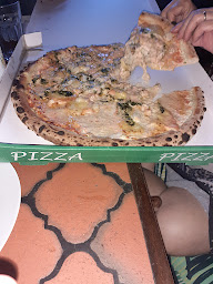 Photo n°56 de PIZZA POPINS PONT-SAINT-ESPRIT à Pont-Saint-Esprit ()