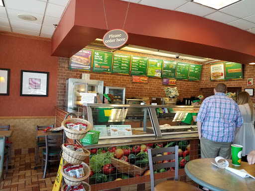 Restaurant «Subway», reviews and photos, 3880 Stockton Hill Rd #102, Kingman, AZ 86409, USA