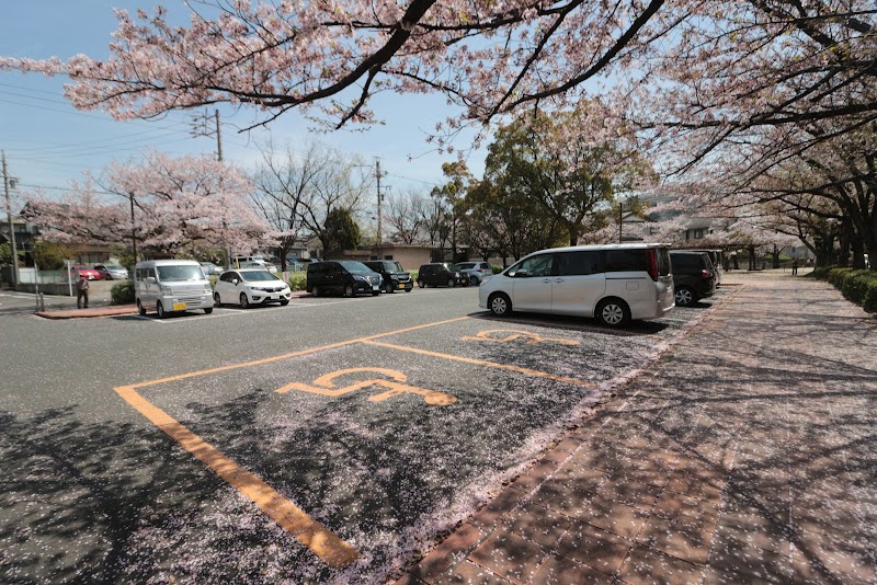 中ノ池公園 駐車場