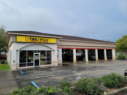 Tire Shop «Tires Plus», reviews and photos, 5710 NW 183rd St, Hialeah, FL 33015, USA