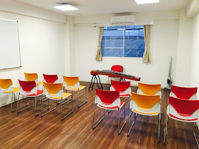 ＭＢＩカルチャースクール / 中国語 韓国語 英会話 二胡 中国古筝 中国琵琶 / 語学 音楽 書道 / 教室 スクール /