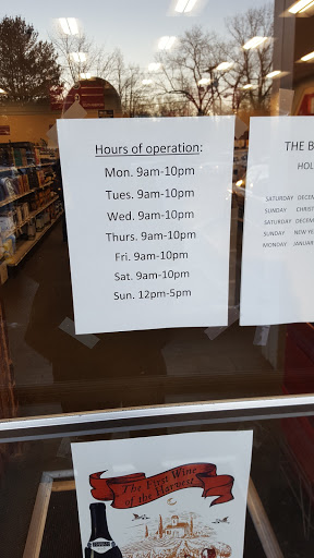 Liquor Store «Bottle Shop Discount Liquors», reviews and photos, 909 Shaker Rd, Longmeadow, MA 01106, USA