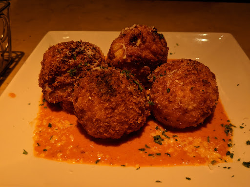 Restaurant «The Cheesecake Factory», reviews and photos, 610 Burr Ln, Lake Grove, NY 11755, USA