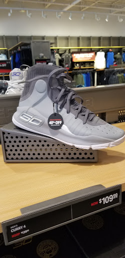 Clothing Store «Under Armour Factory House», reviews and photos, 5111 Factory Shops Blvd, Ellenton, FL 34222, USA