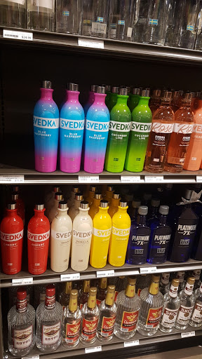 Liquor Store «Liquor Barn», reviews and photos, 2625 Scottsville Rd, Bowling Green, KY 42104, USA