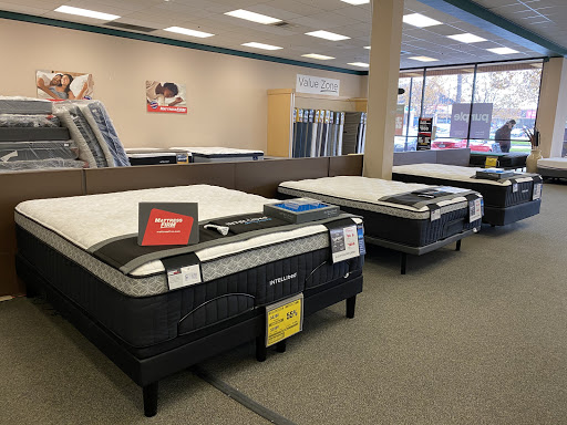 Mattress Firm Emeryville Powell Street Plaza image