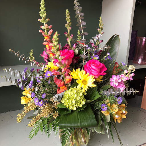 Florist «4 Seasons Florists, Inc», reviews and photos, 117 W Grand Ave, Eau Claire, WI 54703, USA