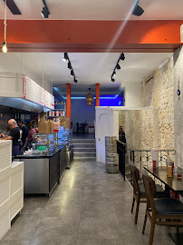 Atmosphère du Restaurant de döner kebab SÜPER DÖNER - Néo Kebab à Paris - n°6