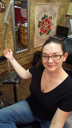 Tattoo Shop «Fast Lane Tattoo (Oracle Rd.)», reviews and photos, 3801 N Oracle Rd, Tucson, AZ 85705, USA