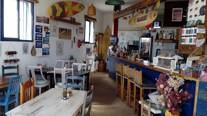 Mana Café....Mana Café D🌞S - Cl.Majanicho, 33, 35650 La Oliva, Las Palmas, Spain