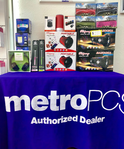 Cell Phone Store «MetroPCS Authorized Dealer», reviews and photos, 904 Roy Richard Dr, Schertz, TX 78154, USA
