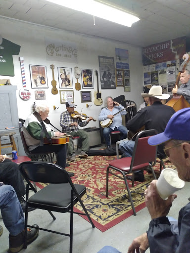 Barber Shop «Drexel Barber Shop», reviews and photos, 545 S Drexel Ave, Columbus, OH 43209, USA