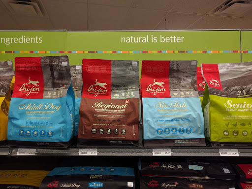 Pet Supply Store «PetPeople», reviews and photos, 4010 Powell Rd, Powell, OH 43065, USA