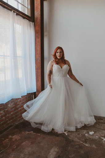 Bridal Shop «Marry Go Round», reviews and photos, 807 W Gray St, Houston, TX 77019, USA