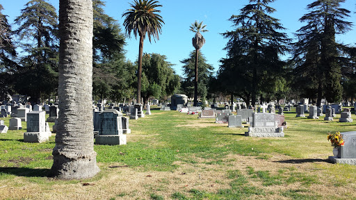Funeral Home «Oak Hill Funeral Home & Memorial Park», reviews and photos, 300 Curtner Avenue, San Jose, CA 95125, USA