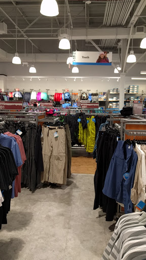 Sportswear Store «Columbia Sportswear Outlet Store», reviews and photos, 447 Great Mall Dr, Milpitas, CA 95035, USA