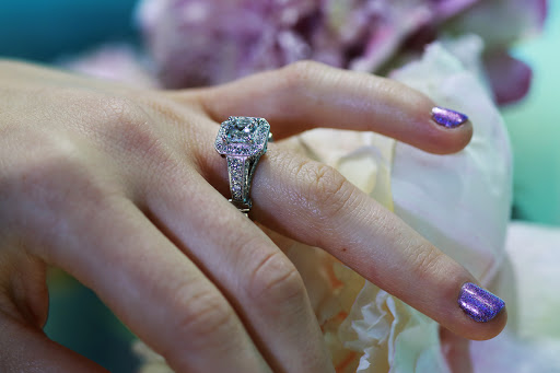 Jewelry Repair Service «Grand Jewelers», reviews and photos, 8185 Holly Rd # 8, Grand Blanc, MI 48439, USA