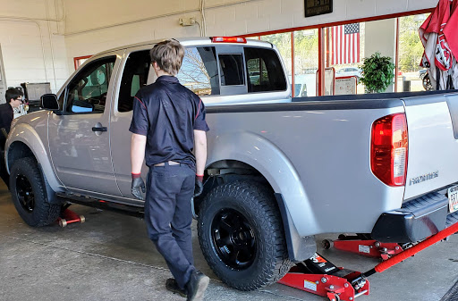 Tire Shop «Discount Tire Store - Cumming, GA», reviews and photos, 1600 Market Pl Blvd, Cumming, GA 30041, USA