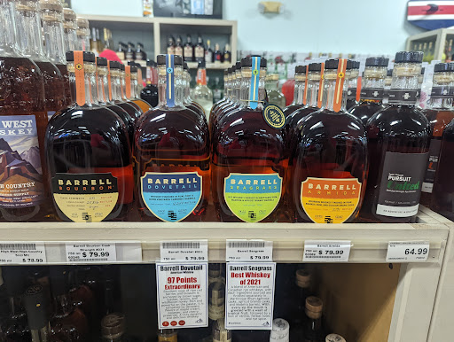 Liquor Store «Dacula Cork and Bottle», reviews and photos, 2200 Hurricane Shoals Rd NE, Dacula, GA 30019, USA