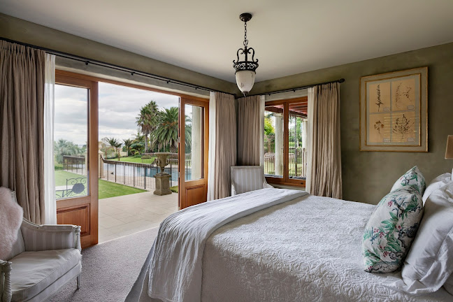Reviews of Touch of Spice - Luxury Stays & Experiences in Queenstown - Caterer