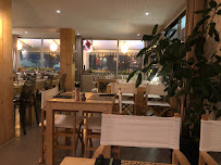 Atmosphère du Restaurant français Le QUAI RESTAURANT à Hyères - n°17