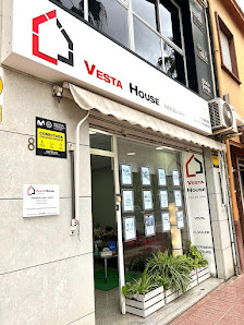 Vesta House Inmobiliaria C/ Alacant, 8, 03690 Sant Vicent del Raspeig, Alicante, España