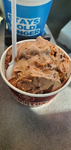 Ice Cream Shop «Cold Stone Creamery», reviews and photos, 1830 N Zaragoza Rd #112, El Paso, TX 79936, USA