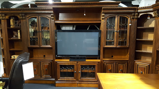 Furniture Store «Mor Furniture for Less», reviews and photos, 1100 N Hayden Meadows Dr, Portland, OR 97217, USA