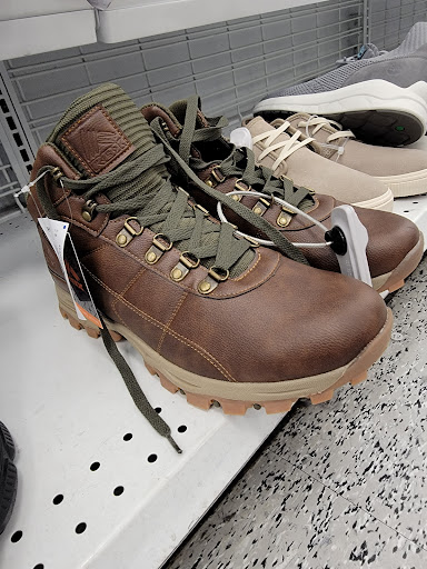 Clothing Store «Ross Dress for Less», reviews and photos, 6737 Watt Ave, North Highlands, CA 95660, USA