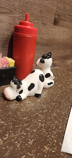 Moo Moos Burger Barn image