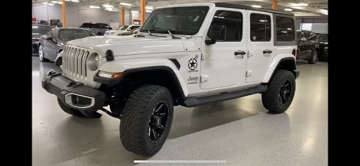 Car Dealer «Ultimo Motors», reviews and photos, 4575 Weaver Pkwy, Warrenville, IL 60555, USA