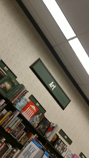 Book Store «Barnes & Noble», reviews and photos, 3055 S Glenstone Ave, Springfield, MO 65804, USA