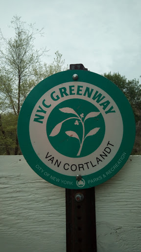 Golf Course «Van Cortlandt Park Golf Course», reviews and photos, 115 Van Cortlandt Park S, Bronx, NY 10471, USA