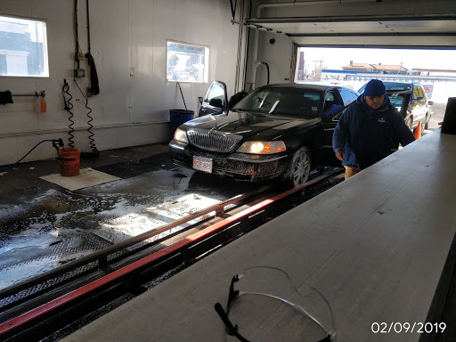 Freeway Car Wash en Pawtucket