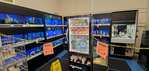 Pet Supply Store «Pet Supplies Plus», reviews and photos, 2433 MacArthur Rd, Whitehall, PA 18052, USA