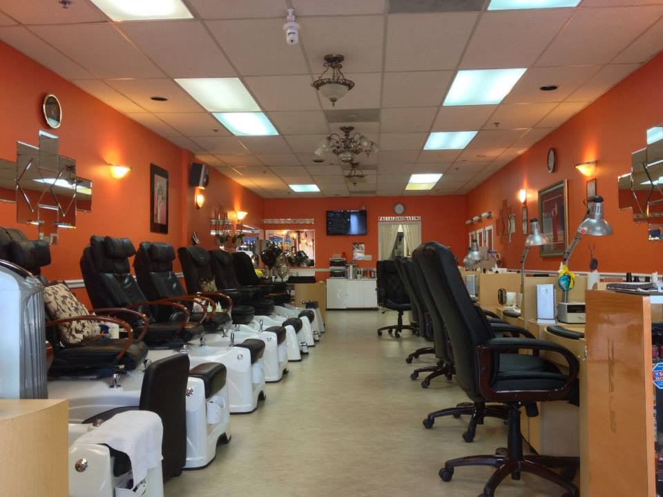 LeLe Nails Spa and Hair 37205