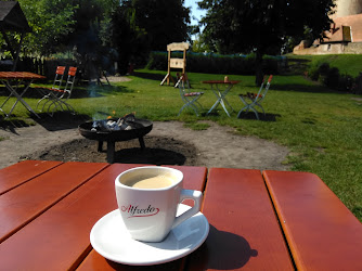 Café im Wurz- & Krautgarten (Burgcafé)