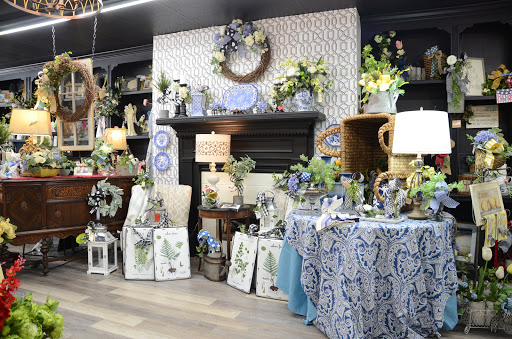 Florist «Mt Washington Florist», reviews and photos, 145 N Bardstown Rd, Mt Washington, KY 40047, USA