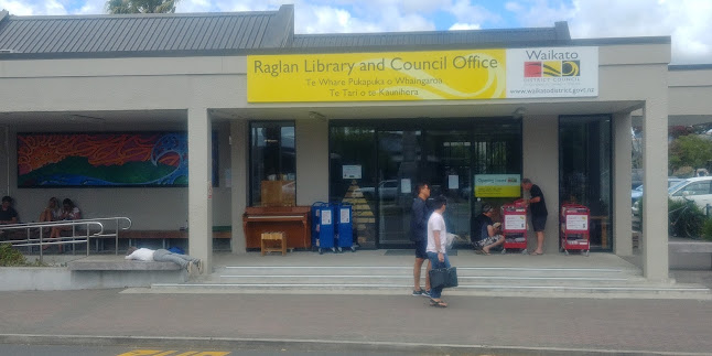 Waikato District Libraries - Raglan