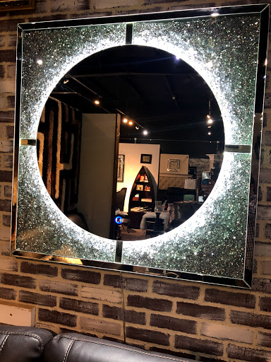 Simo’s Furniture, 174 Semoran Commerce Pl #106, Apopka, FL 32703, USA, 