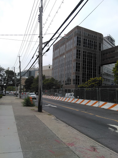 Auto Repair Shop «Budget Muffler & Brake Center», reviews and photos, 1870 Eastchester Rd, Bronx, NY 10461, USA