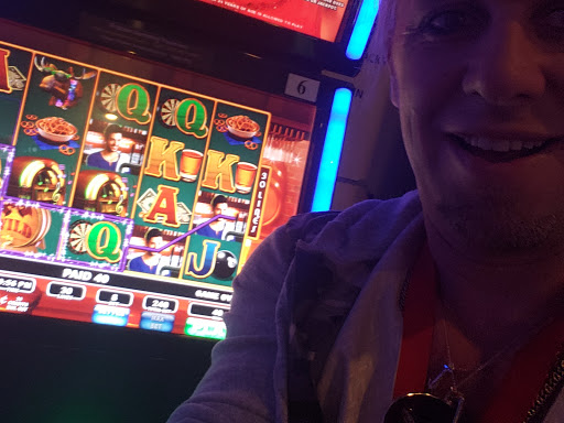 Bowling Alley «Rainbow Lanes», reviews and photos, 2748 19th Pl, Forest Grove, OR 97116, USA