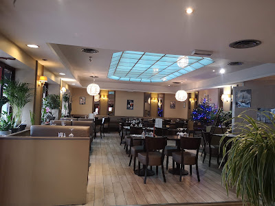 Tabac bar brasserie Le Diplomate à Saint-Maur-des-Fossés