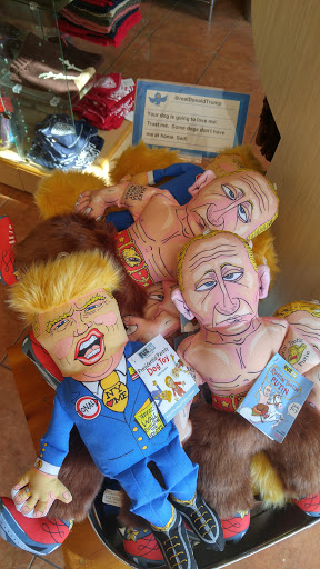 Pet Supply Store «Three Dog Bakery Inc», reviews and photos, 13904 Town Center Blvd # 200, Noblesville, IN 46060, USA