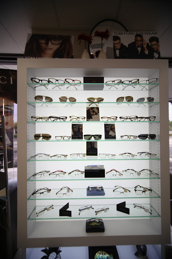 Optometrist «Optical Factory & Showroom», reviews and photos, 800 E Bay Dr, Largo, FL 33770, USA