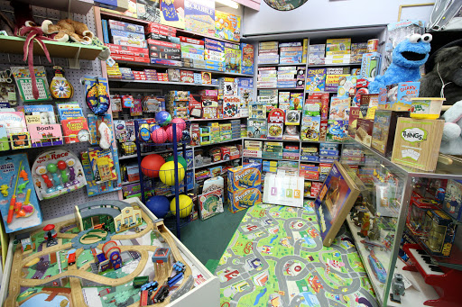 Toy Store «Happy Hippo Toys», reviews and photos, 201 Kings Hwy E, Haddonfield, NJ 08033, USA