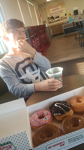 Bakery «Krispy Kreme Doughnuts», reviews and photos, 417 W University Pkwy, Orem, UT 84057, USA