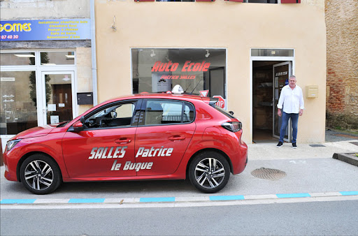 Auto-École Salles à Le Bugue, Dordogne